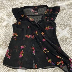 🎄🎄🎄Flare sleeves cute blouse ❤️